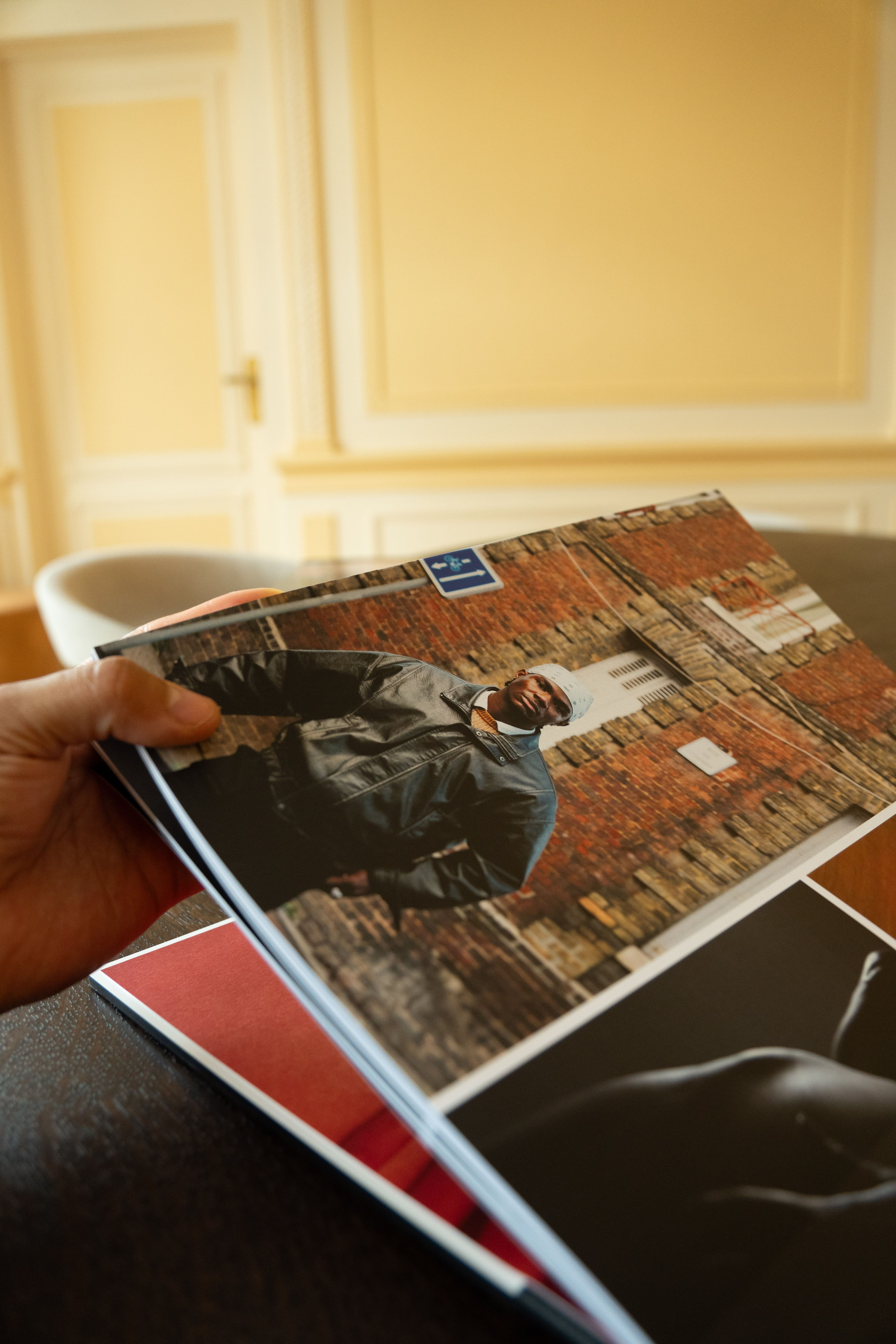 Vue d'ensemble de la commande avec livre photo, coffret et poster