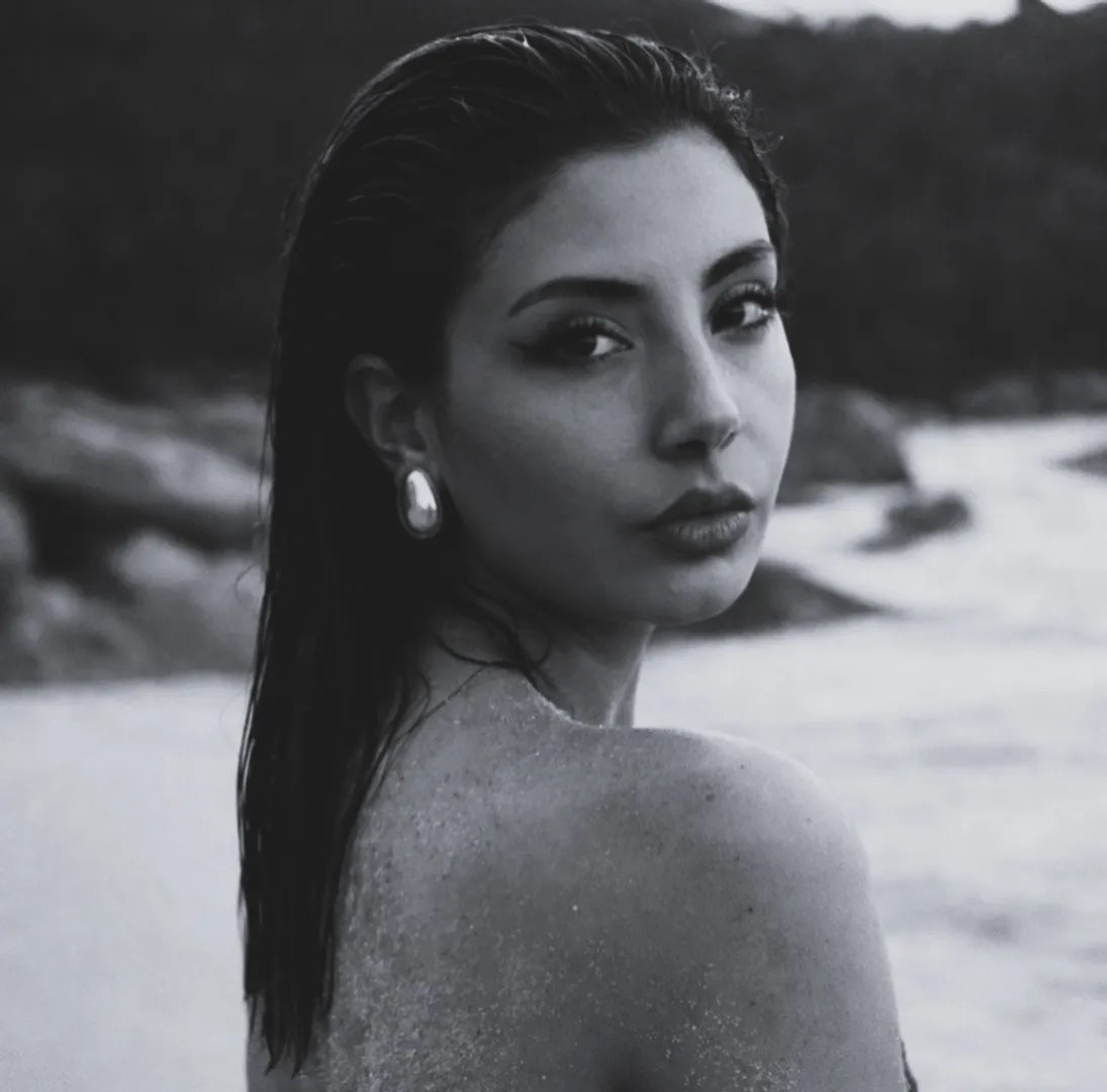 Hannah Slma — Modèle à Marseille